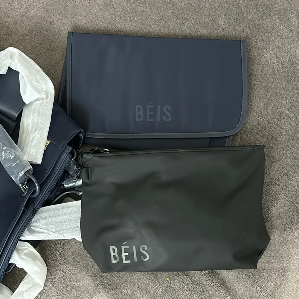 BEIS The Diaper Bag in Navy